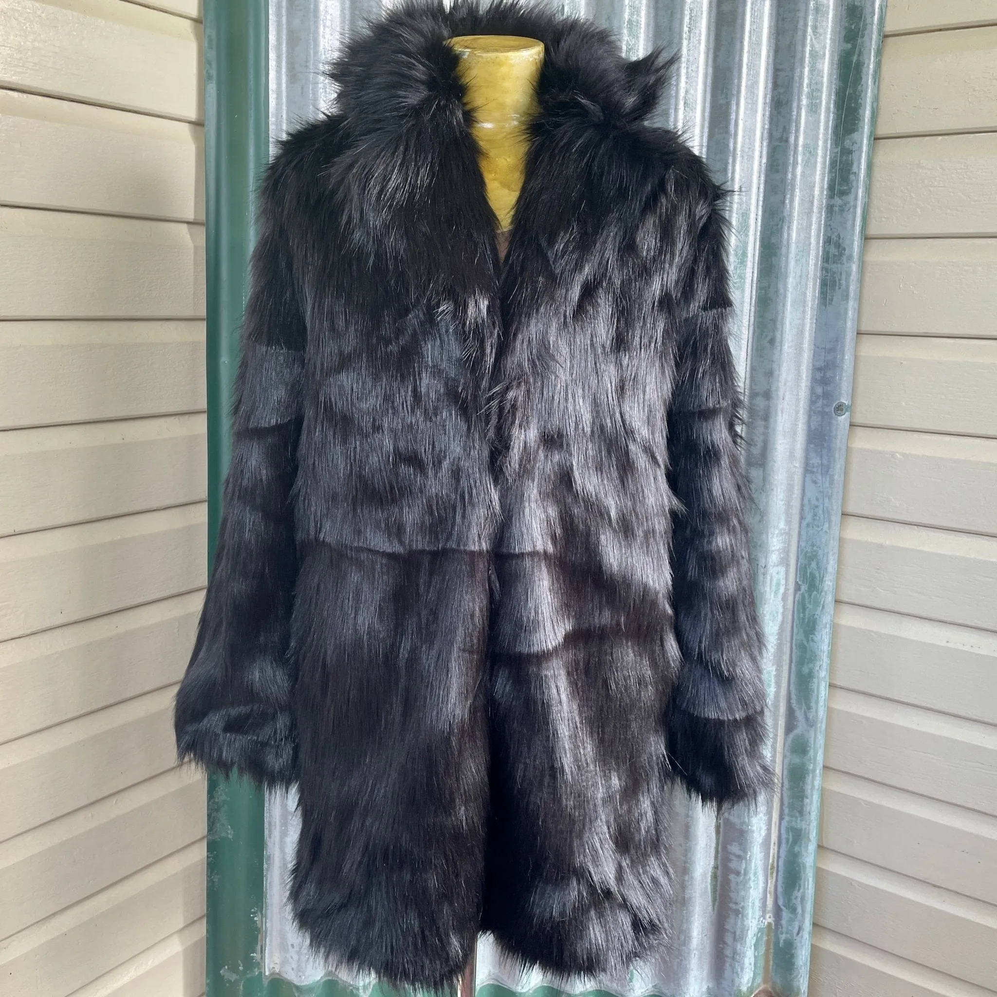 Black Fur Coat Lined - New