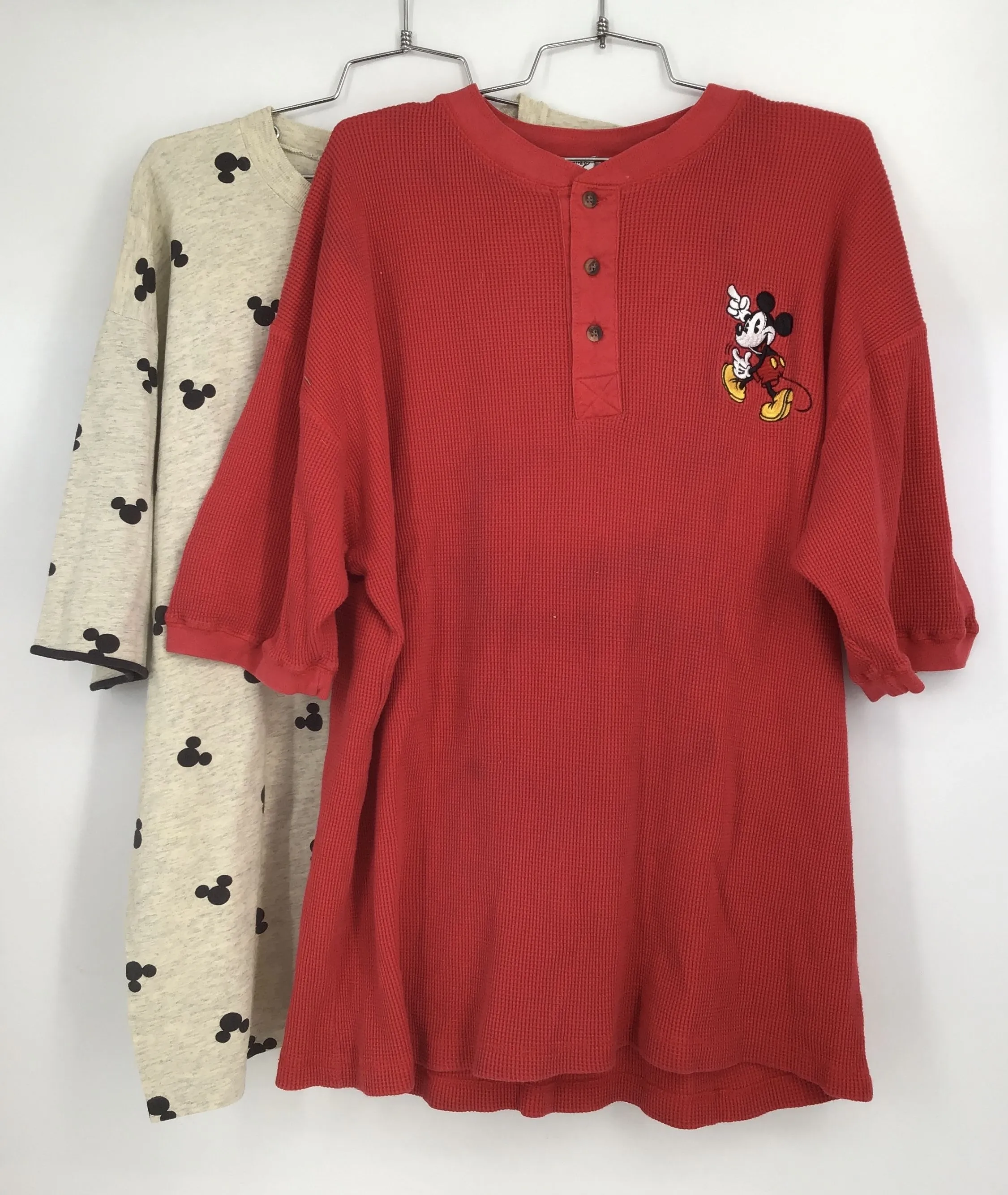 Disney Men's Red Thermal T-Shirt - Size Large Lot Of 2